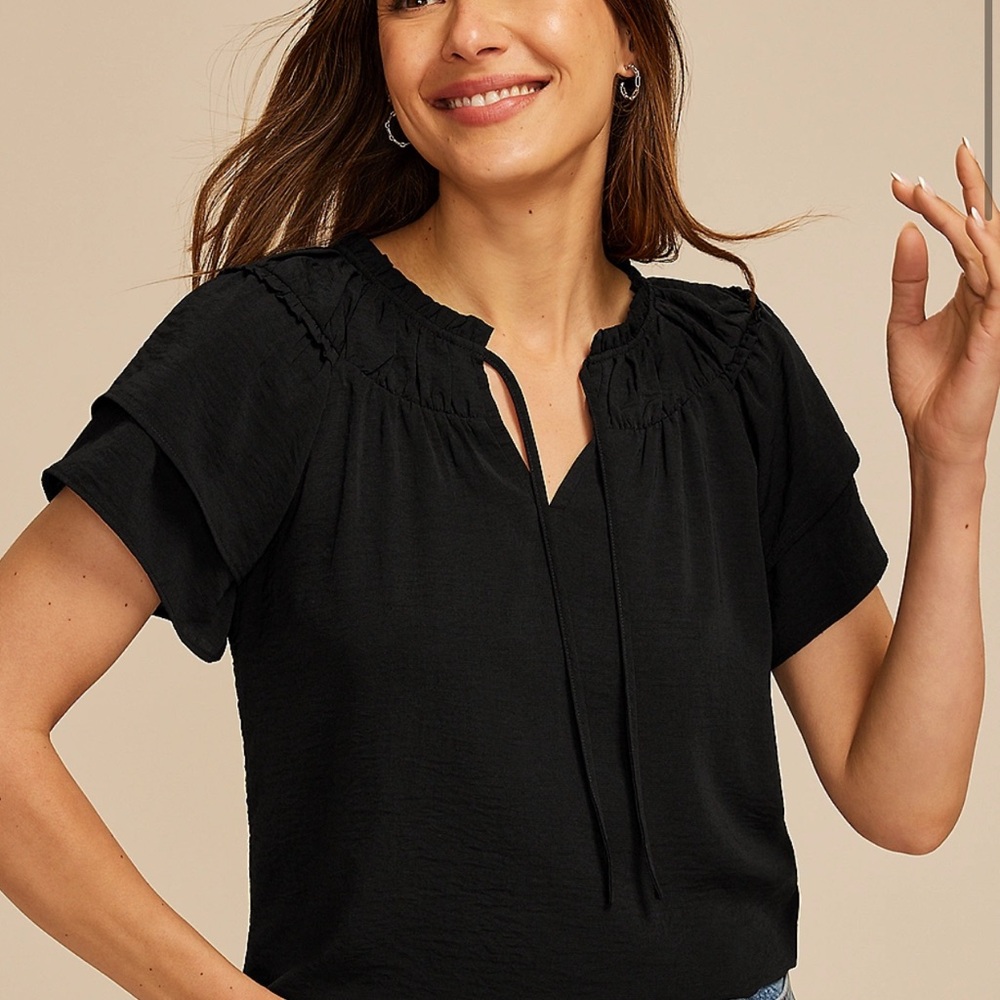 Maurices Elegant Black Blouse Tiered sleeve  NWT